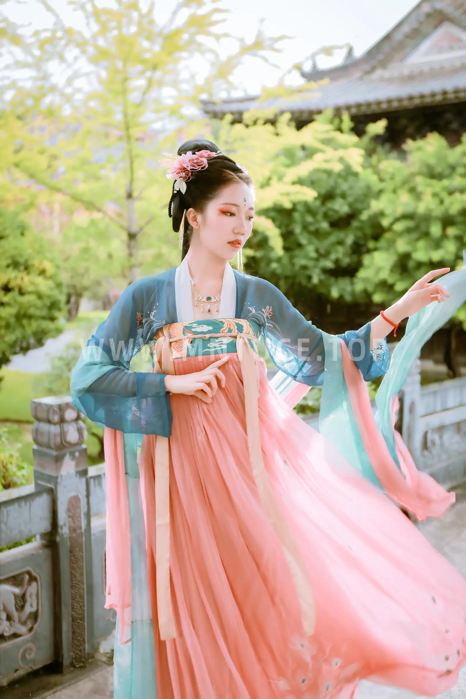 [YITUYU] 2022.01.26 Vol.709 – Evening Breeze Courtyard Mo Xi#[28P]-20