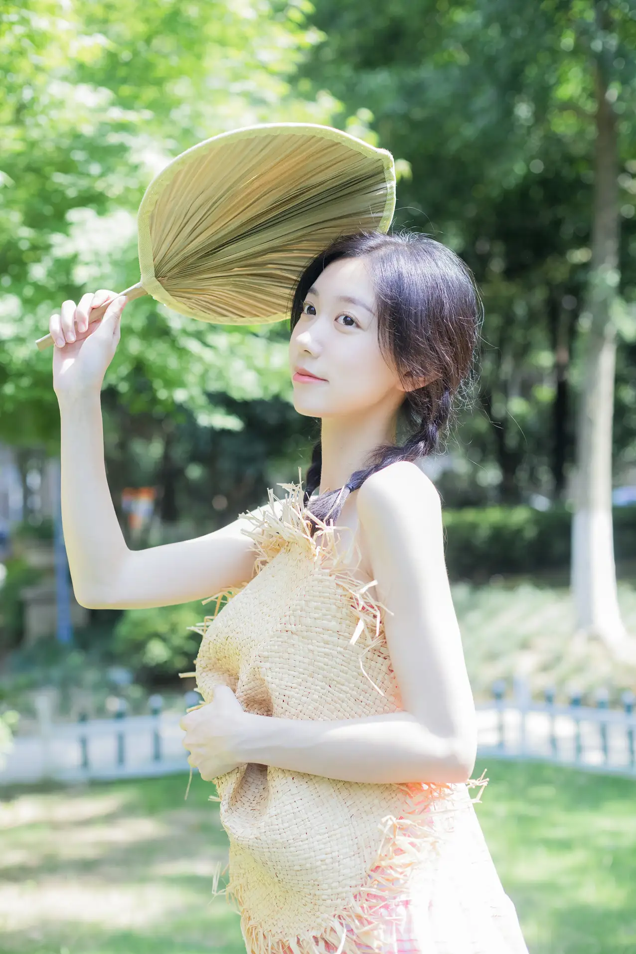 [YITUYU] 2022.07.19 Vol.1520 – The weather is sunny today Cat Feeding Girl Cat Girl-#[42P]-6